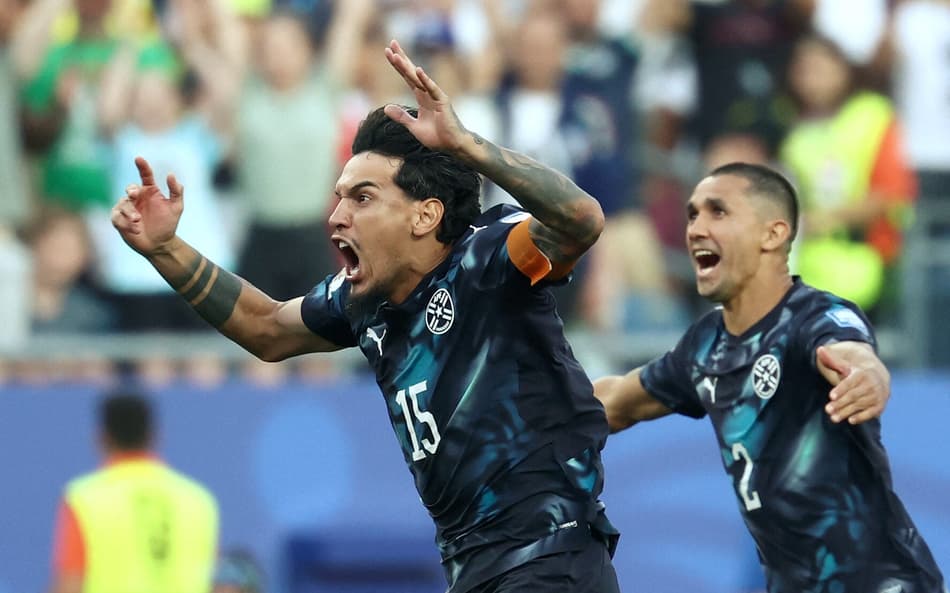 Gustavo Gómez converteu sua cobrança na disputa contra a Alemanha na Copa