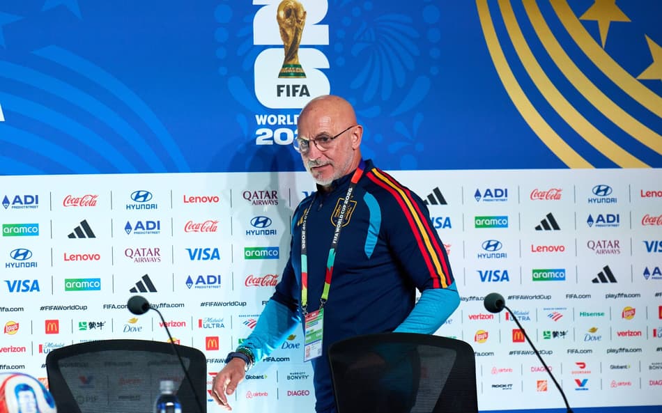 Luis de la Fuente, técnico da Espanha (Foto: Divulgação/RFEF)
