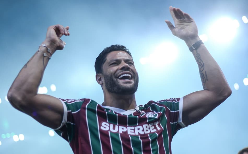 Hulk na apresentação ao Fluminense no Maracanã