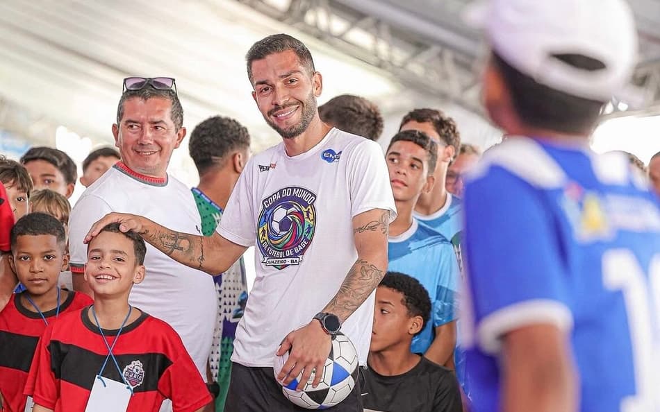 Petros - Copa do Mundo de Futebol de Base