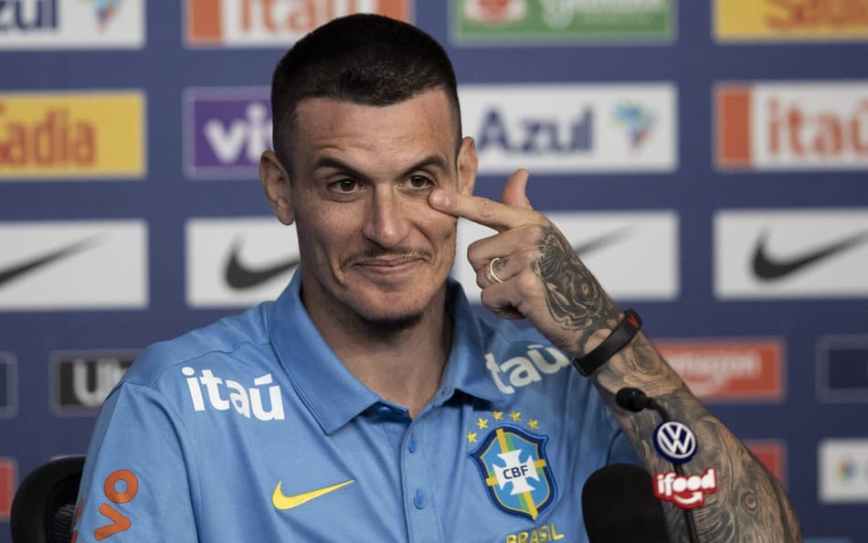 Ibañez disputa com Danilo a vaga na lateral direita na estreia do Brasil na Copa contra o Marrocos