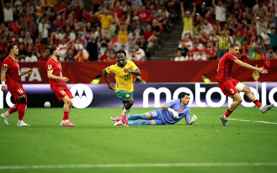 Irankunda comemora gol da Austrália sobre a Turquia, pela 1ª rodada do Grupo D da Copa do Mundo