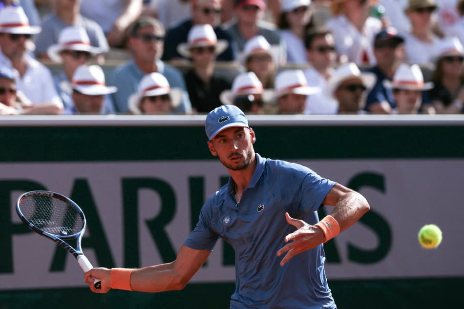 Luka Pavlovic foi derrotado por João Fonseca na estreia em Roland Garros 2026