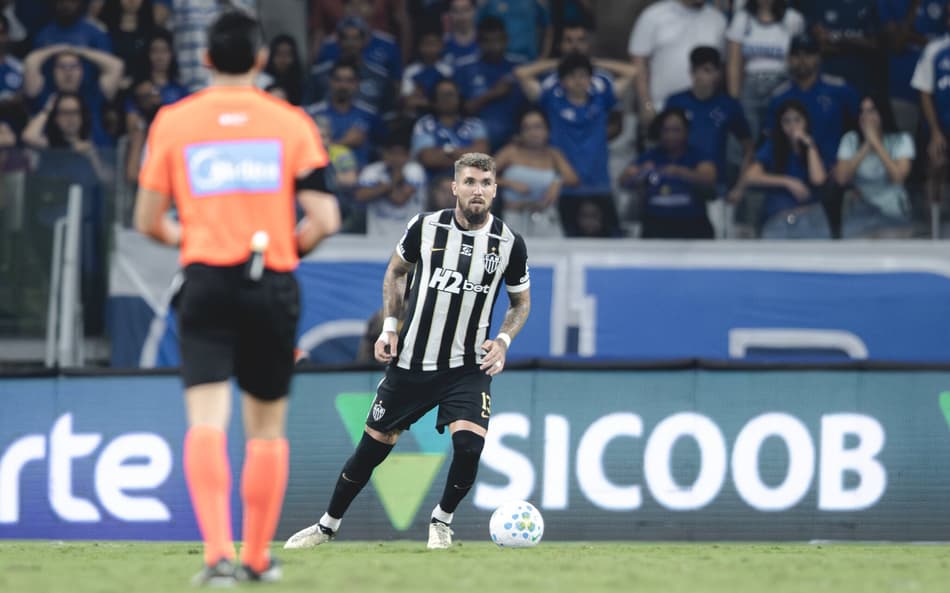 Lyanco em Cruzeiro x Atlético (Foto: Pedro Souza / Atlético)