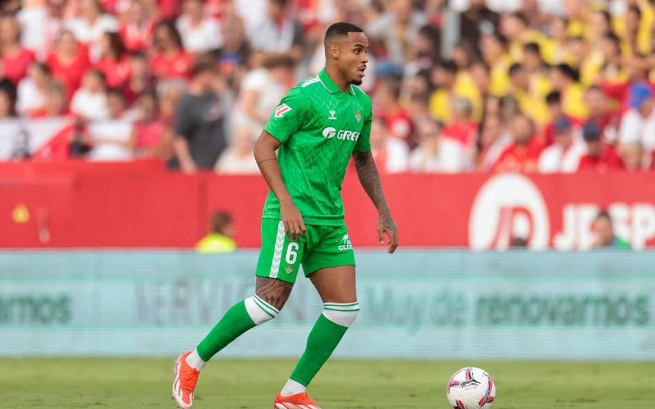 Natan foi destaque em La Liga (Foto: AFP)