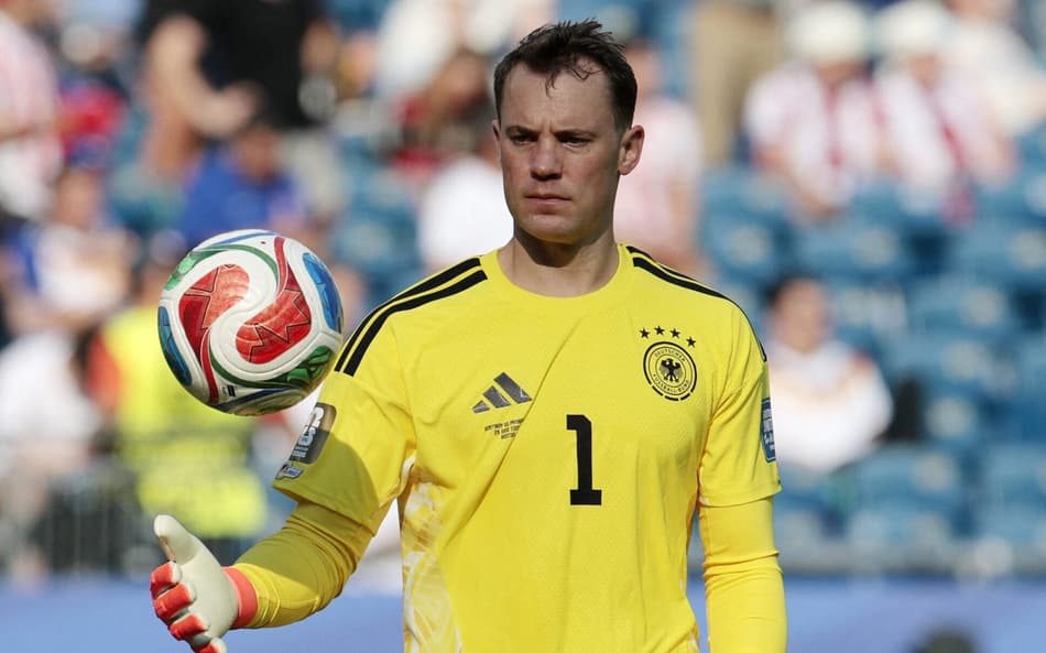 Neuer durante o jogo entre Alemanha e Paraguai