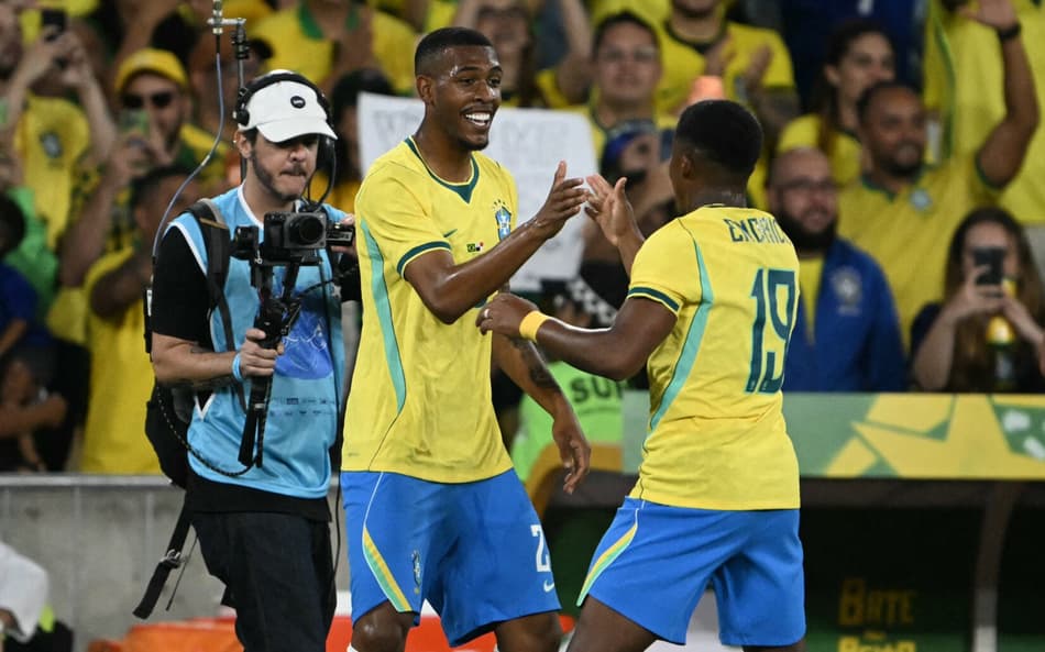 Rayan, Endrick e Igor Thiago em Brasl x Panamá