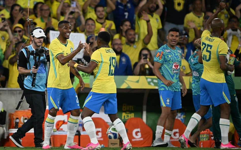 Rayan, Endrick e Igor Thiago em Brasl x Panamá