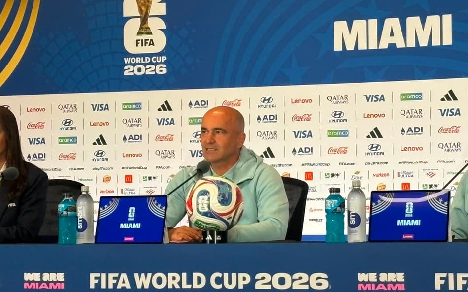 Roberto Martínez em coletiva de imprensa
