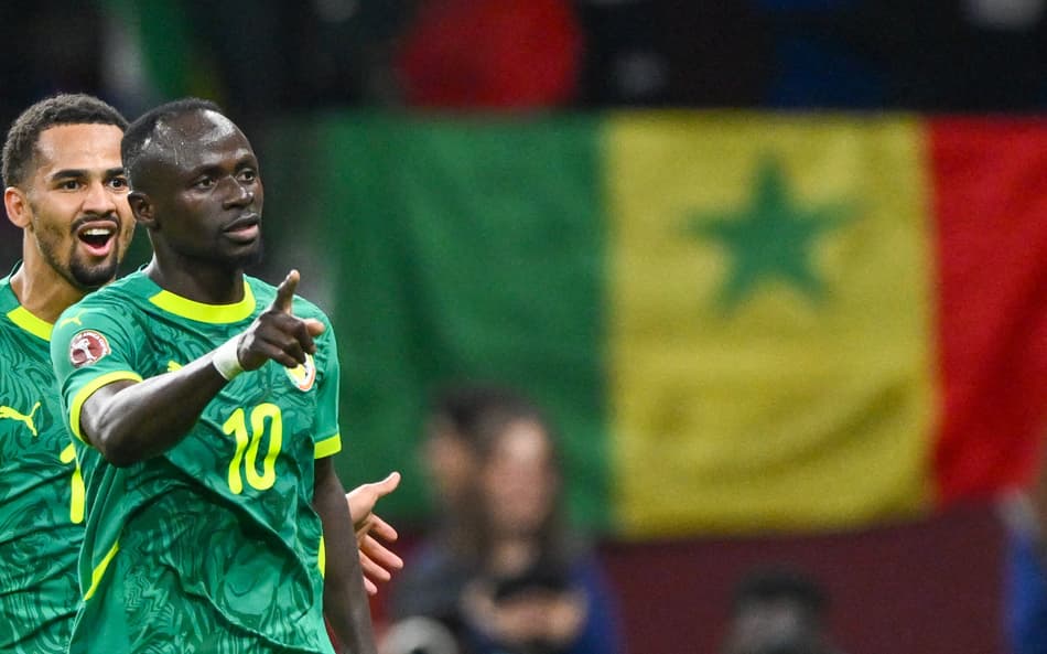 Sadio Mané comemora gol de Senegal contra o Egito, na Copa Africana de Nações