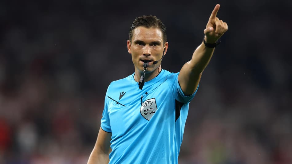 Brasil x Haiti: confira a arbitragem da partida