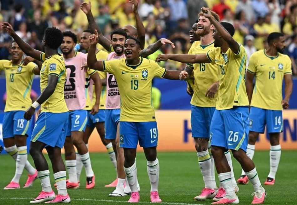 Seleção Brasileira quebrou uma escrita de 24 anos nesta Copa do Mundo. (Foto: Paul ELLIS / AFP)