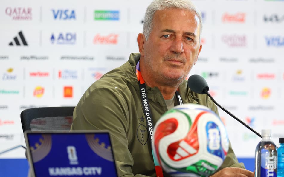 Técnico da Argélia, Vladimir Petkovic projeta jogo contra a Argentina e Messi na Copa do Mundo