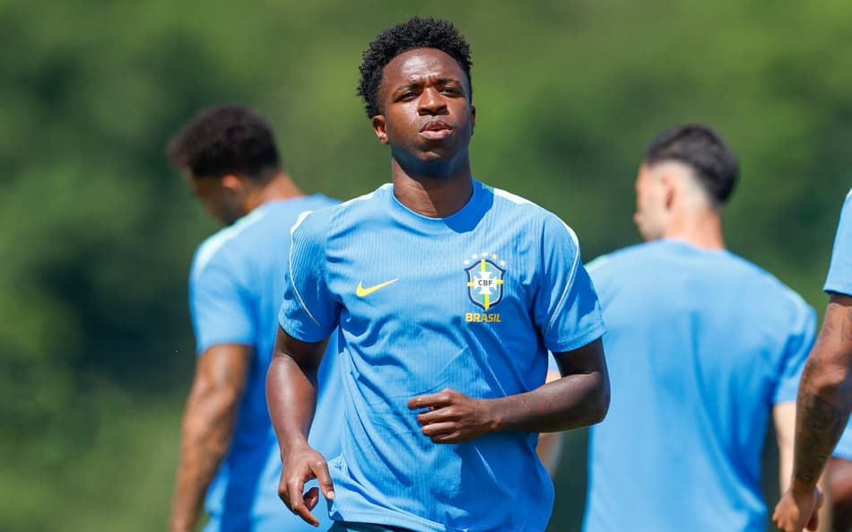 Vini Jr é a esperança técnica do Brasil neste início de Copa do Mundo (Foto: Rafael Ribeiro / CBF)