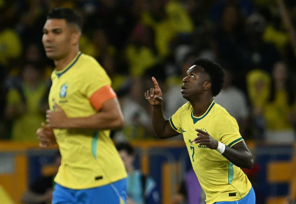 Vini Jr comemora gol marcado pela Seleção Brasileira em amistoso contra o Panamá, no Maracanã