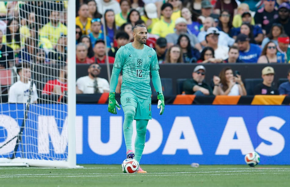 Weverton durante amistoso entre Brasile Egito - Seleção Brasileira