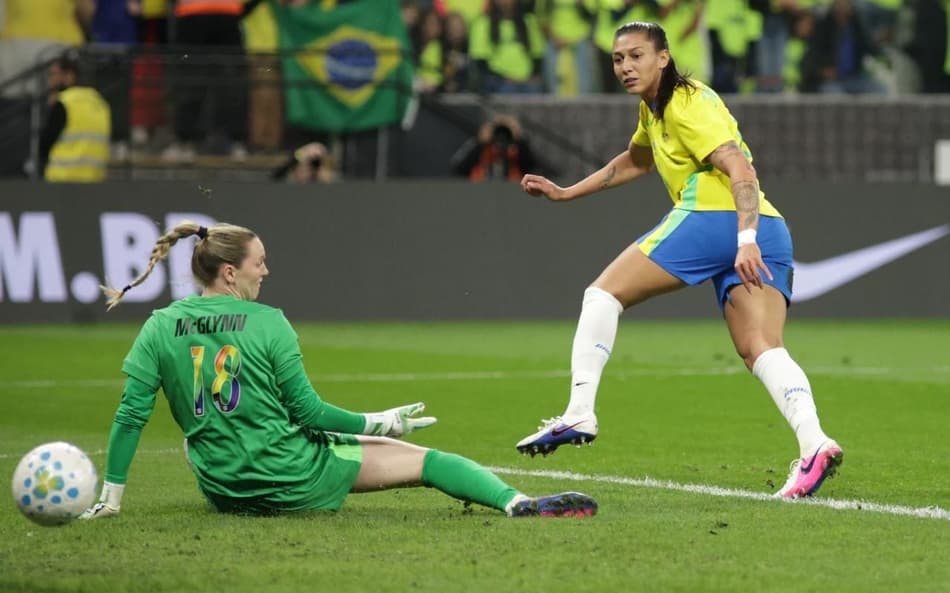 Bia Zaneratto marcou o gol da vitória do Brasil diante dos Estados Unidos. (Lívia Villas Boas/CBF)