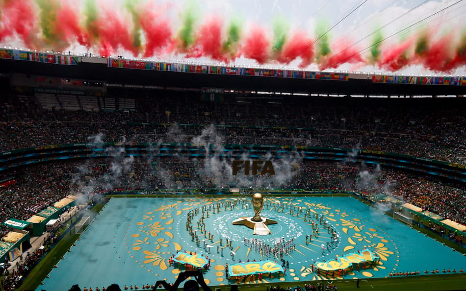 Cerimônia de abertura da Copa do Mundo aconteceu no Estádio Azteca, no México