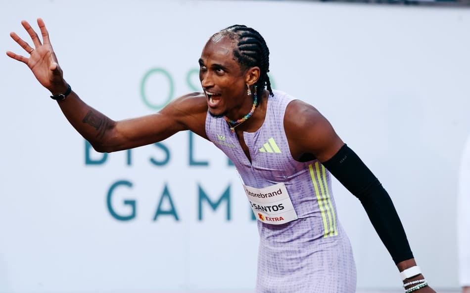 Alison dos Santos comemora vitória na etapa de Oslo da Diamond League 2026 (Foto: Thomas Windestam)