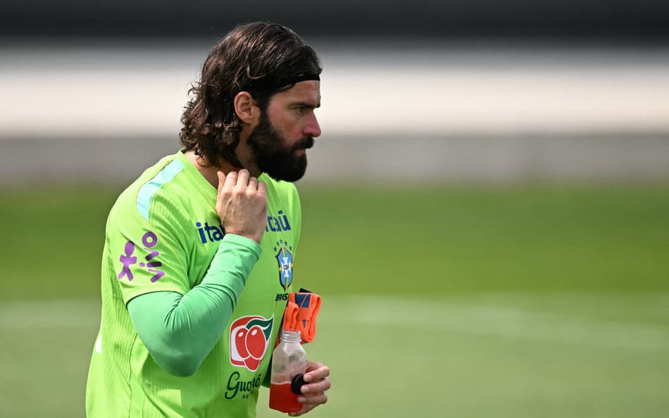 Alisson, em treino da Seleção Brasileira