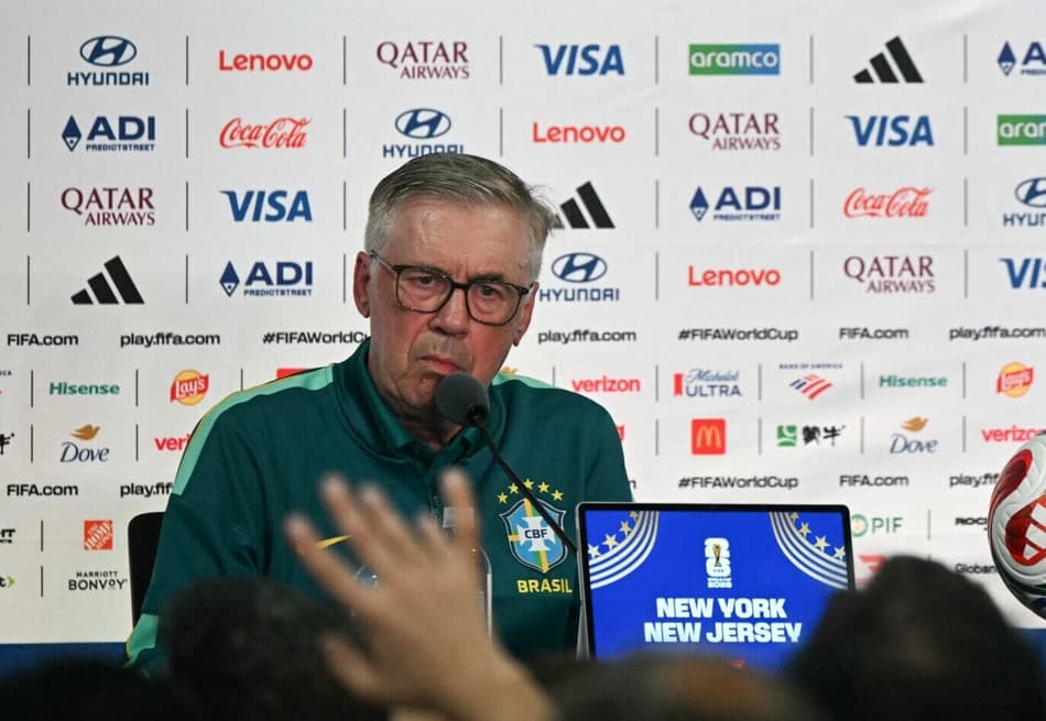 Carlo Ancelotti, técnico da Seleção Brasileira, em coletiva de imprensa no MetLife antes de Brasil x Marrocos pela Copa do Mundo