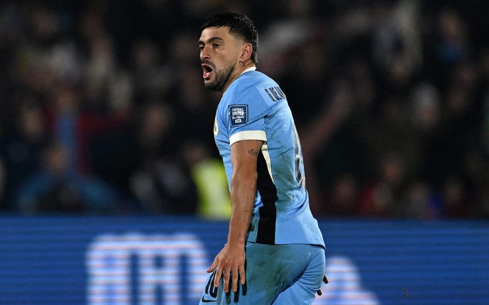 Arrascaeta comemora seu gol no jogo do Uruguai contra a Venezuela