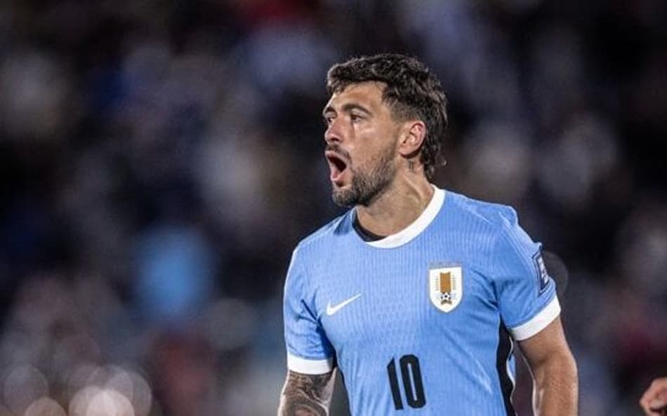 Arrascaeta, do Flamengo, durante partida do Uruguai (Foto: Divulgação/Uruguai)