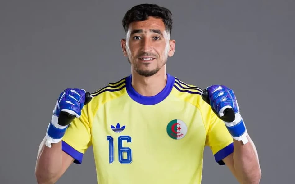 Oussama Benbot, goleiro da Argélia. (Reprodução/redes sociais)