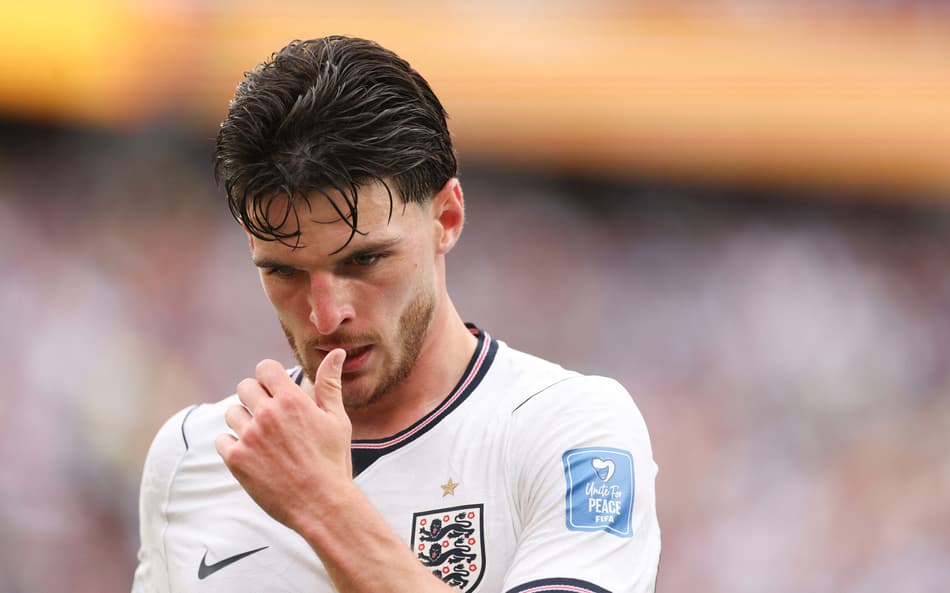 Declan Rice, da Inglaterra, em duelo contra Gana pela Copa do Mundo