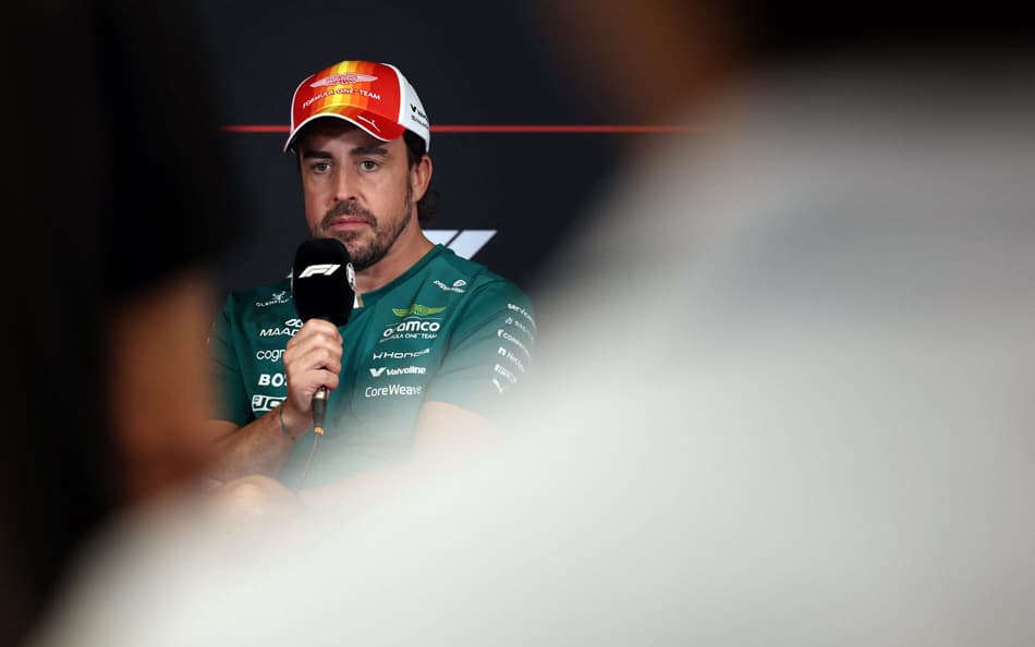 Alonso descarta aposentadoria, mas deixa futuro na F1 em aberto