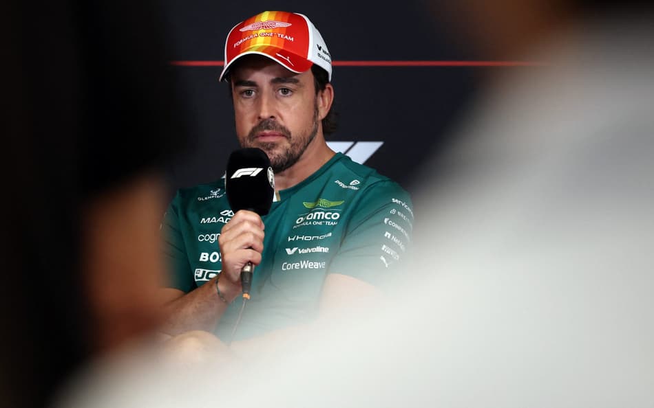 Fernando Alonso no GP de Barcelona pela F1 2026 (Foto: Lluis GENE / AFP)