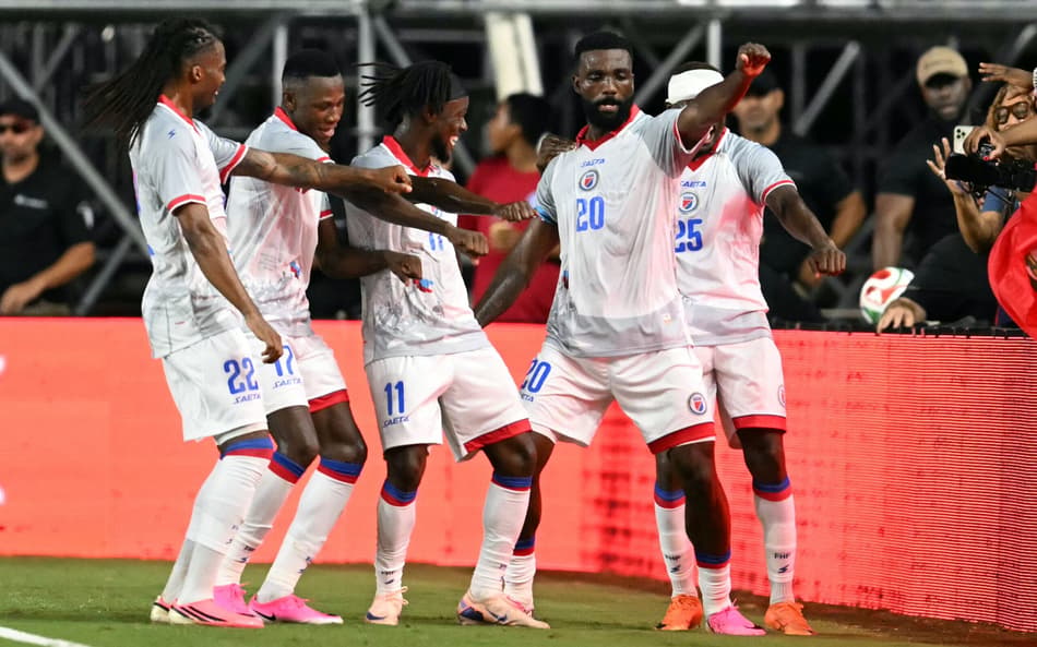 Adversário do Brasil vence amistoso por goleada antes da Copa e acende alerta