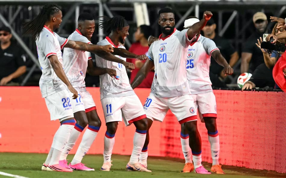 Haiti goleou a Nova Zelândia por 4 a 0
