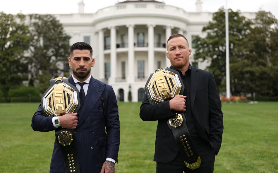 Ilia Topuria e Justin Gaethje em encarada para o UFC Casa Branca (Foto: Reprodução/X/UFC)
