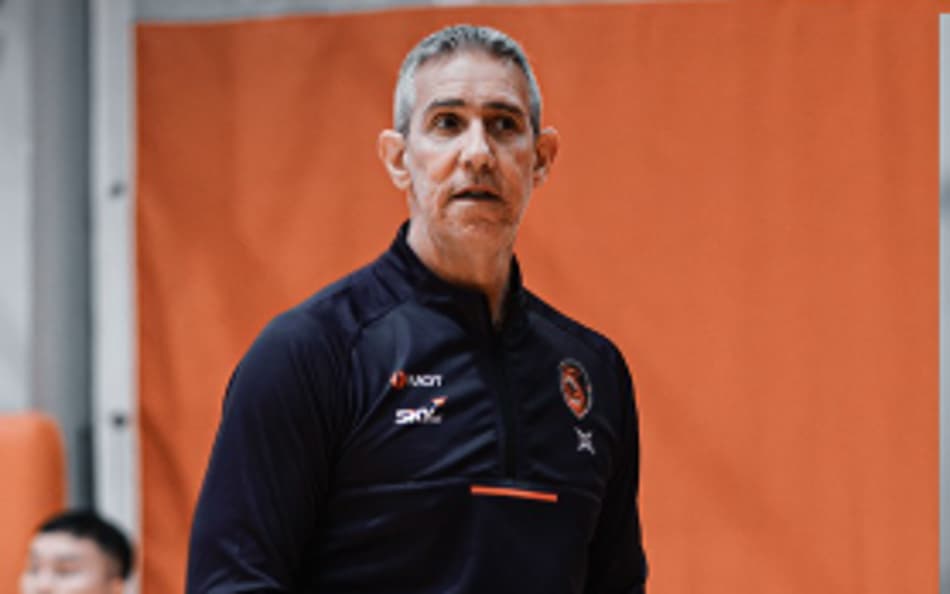 Antes do México, José Neto teve passagem por dois times da Mongólia (Foto: Divulgação / SG Apes)
