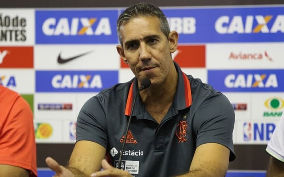 "Queremos continuar líderes", disse José Neto em coletiva do Flamengo de 2017 (Foto: João Neto/LNB)
