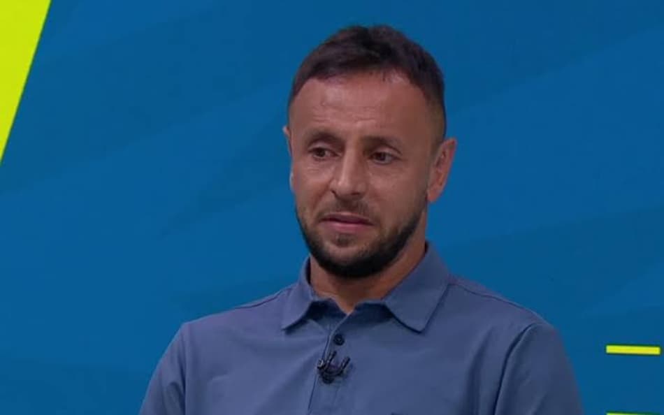 Rafinha, diretor esportivo do São Paulo comenta sobre erro de Bobadilla em EUA x Paraguai. (Foto: Reprodução)