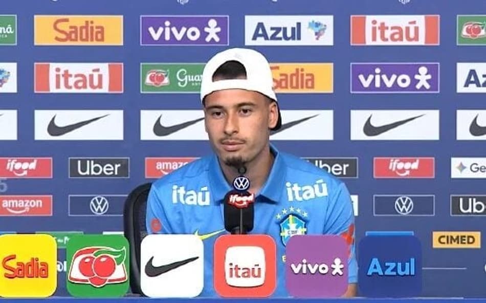 Martinelli aceita mudar de lado para ser titular: 'Se ele pedir'