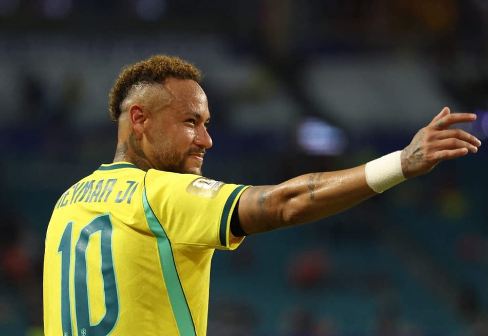 Neymar durante Brasil x Escócia na Copa do Mundo 2026 (Foto: PATRICIA DE MELO MOREIRA / AFP)