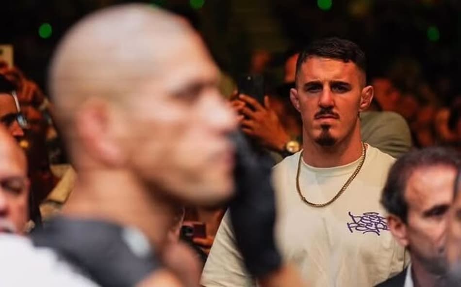 Poatan na mira de Tom Aspinall, o campeão peso-pesado do UFC (Foto: Reprodução Instagram Alex Poatan)