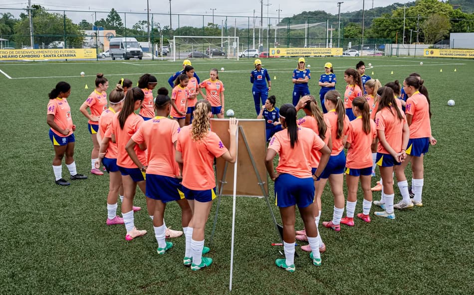 Treino da Seleção Feminina Sub-15 em Santa Catarina Staff Images/CBF