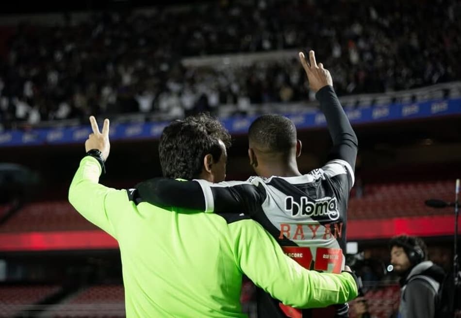 São Paulo x Vasco - Fernando Diniz e Rayan (Foto: Matheus Lima/Vasco)
