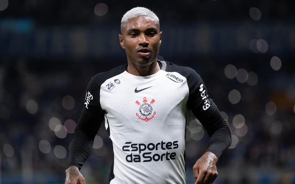Vitinho fez bom jogo diante do Botafogo (Foto: Alan Alencar/Zimel Press/Gazeta Press)