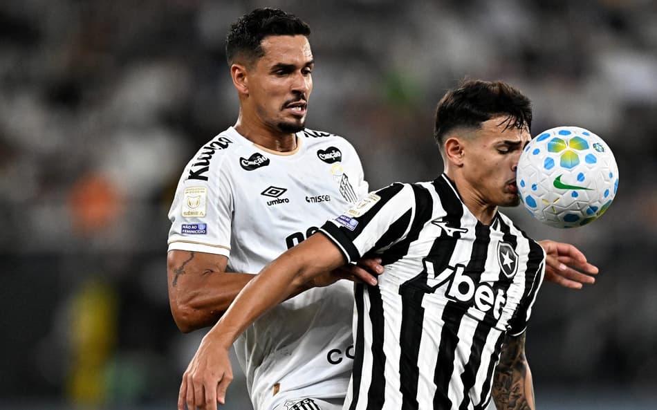 Partida entre Botafogo e Santos válida pelo Campeonato Brasileiro 2026.