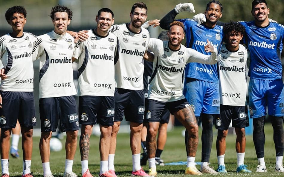 Elenco do Santos durante treino no CT Rei Pelé. (Foto: Raul Baretta/ Santos FC)
