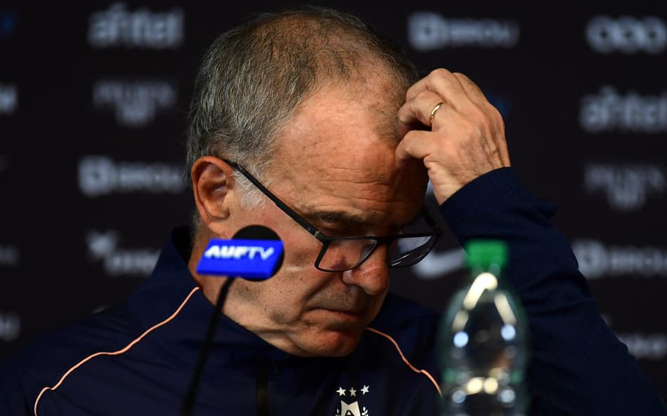 Marcelo Bielsa, durante a entrevista coletiva na última terça-feira (30).