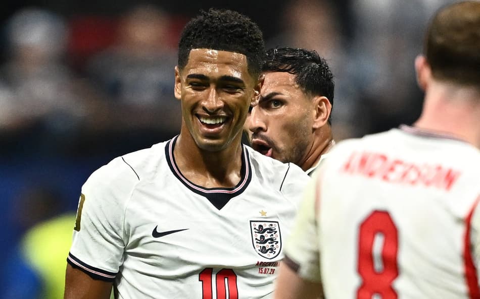Bellingham no duelo entre Argentina e Inglaterra