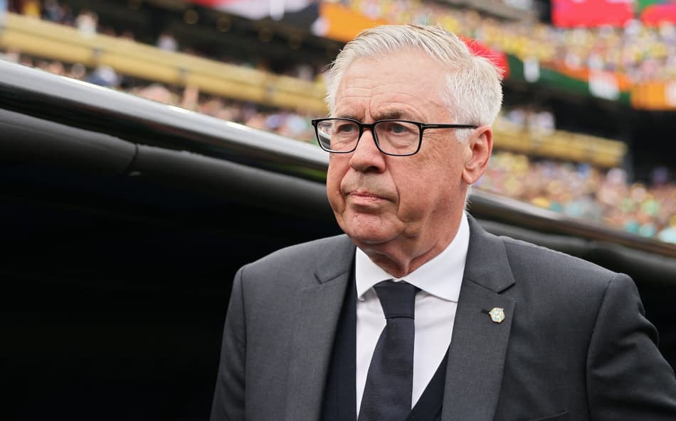 Carlo Ancelotti durante Brasil x Noruega pelas oitavas de final da Copa do Mundo 2026