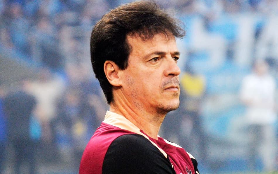Fernando Diniz em jogo do Corinthians