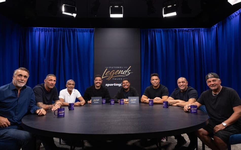 Ronaldo Fenômeno e outras lendas do futebol em talk